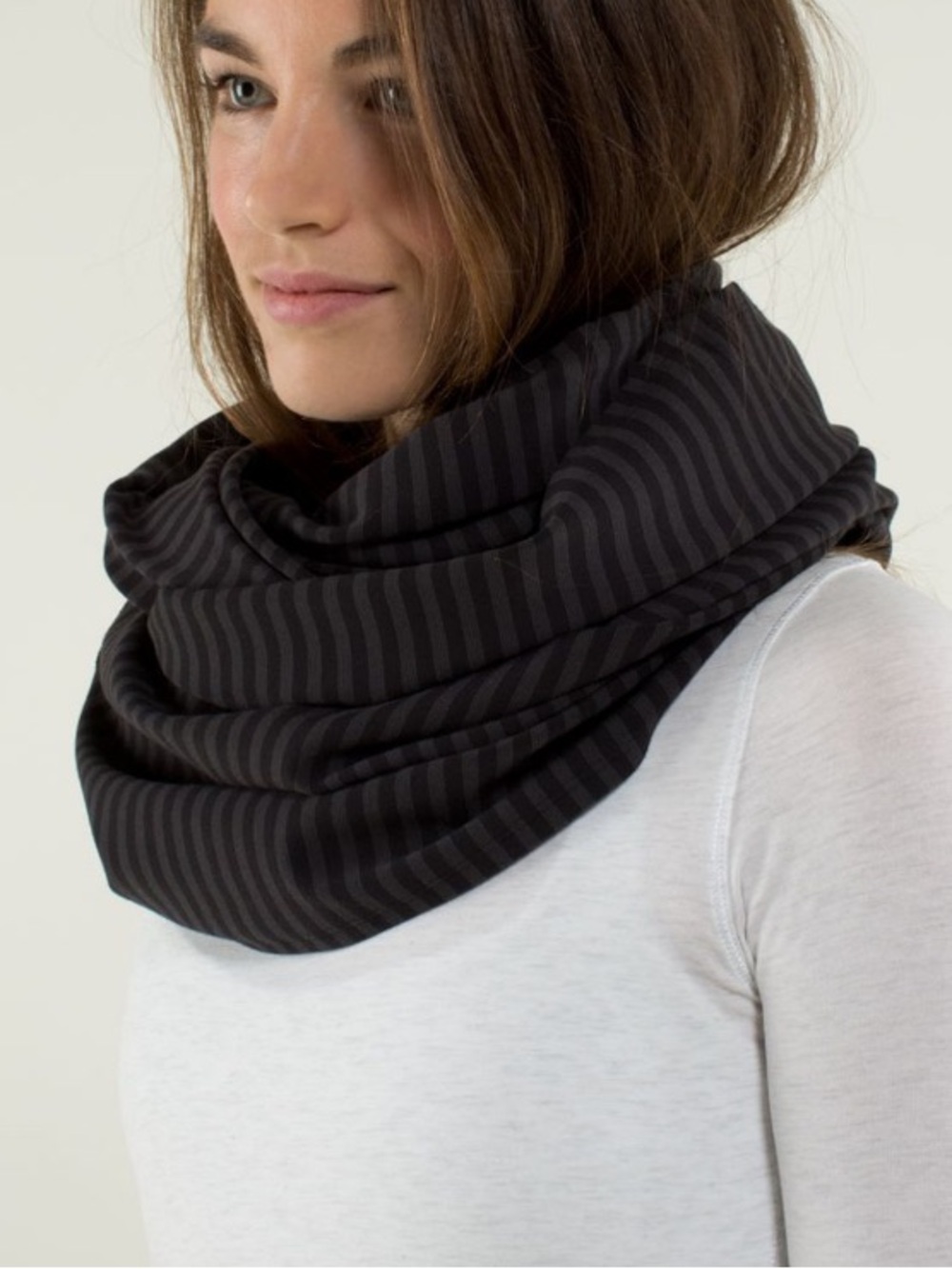 Lululemon Vinyasa Striped *Rulu Scarf Black Grey